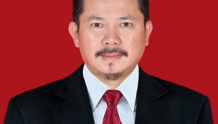 KPK Tangkap Gubernur Riau, Soroti Tata Kelola Daerah