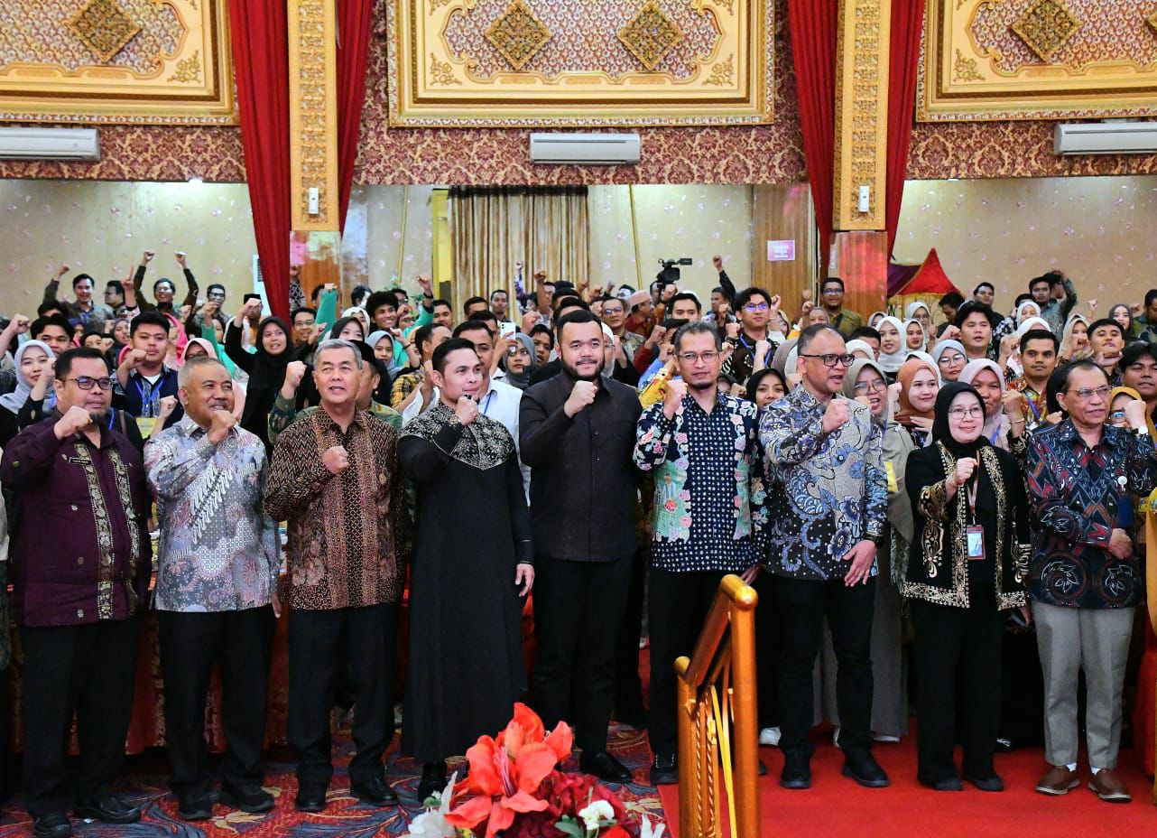 entrepreneurship-award-ix-lldikti,-fadly-amran:-generasi-muda-penggerak-ekonomi-bangsa