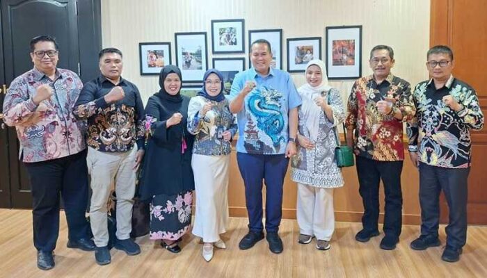 Yota Balad Dorong Dirjen Tingkatkan Mutu Guru