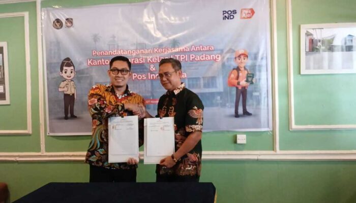Paspor Padang Kini Diantar Pos Langsung ke Rumah