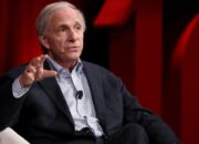 Dalio Ungkap Alasan Emas dan Bitcoin Terus Berkilau