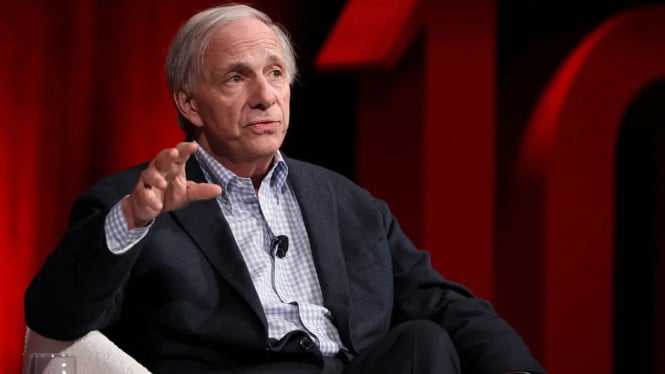 ray-dalio:-emas-dan-bitcoin-punya-prospek-cerah-di-tengah-perubahan-kebijakan-the-fed-dan-utang-jumbo-as