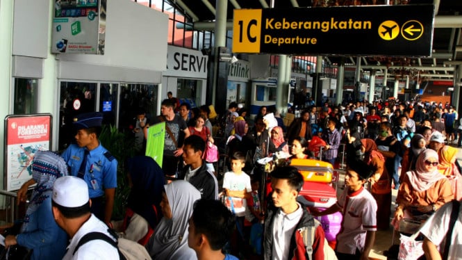 terminal-1c-kembali-beroperasi-12-november-2025,-bandara-soetta-bakal-bisa-layani-96-juta-penumpang-per-tahun