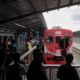 foto:-kai-gelar-tradisi-last-run,-perpisahan-3-seri-krl-eks-jepang