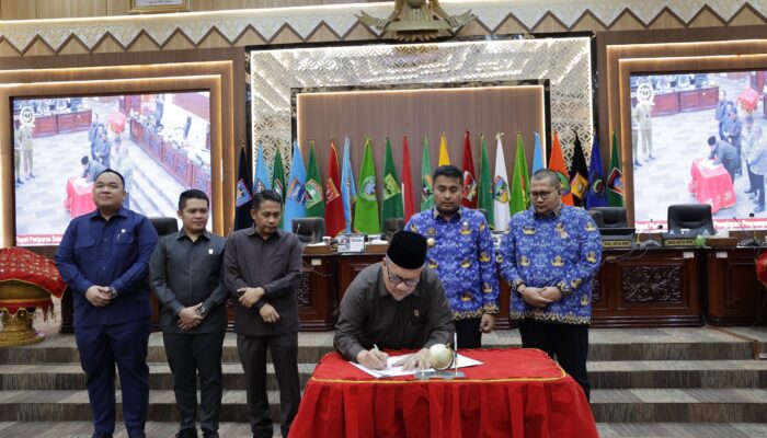 DPRD Sumbar Ketuk Palu APBD 2026, Rancang OPD