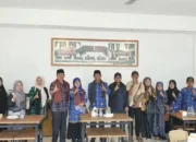 Komite SMA Padang Gelontorkan Miliaran Rupiah untuk Sekolah