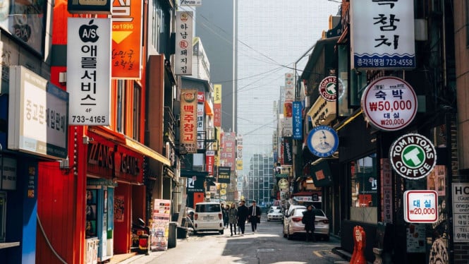 bursa-asia-kompak-merosot-seiring-tekanan-saham-teknologi-masih-berlanjut