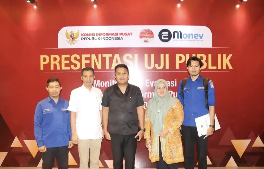 pemprov-sumbar-diuji-publik-monev-kip-2025,-paparkan-pendekatan-integratif-dalam-pelayanan-informasi