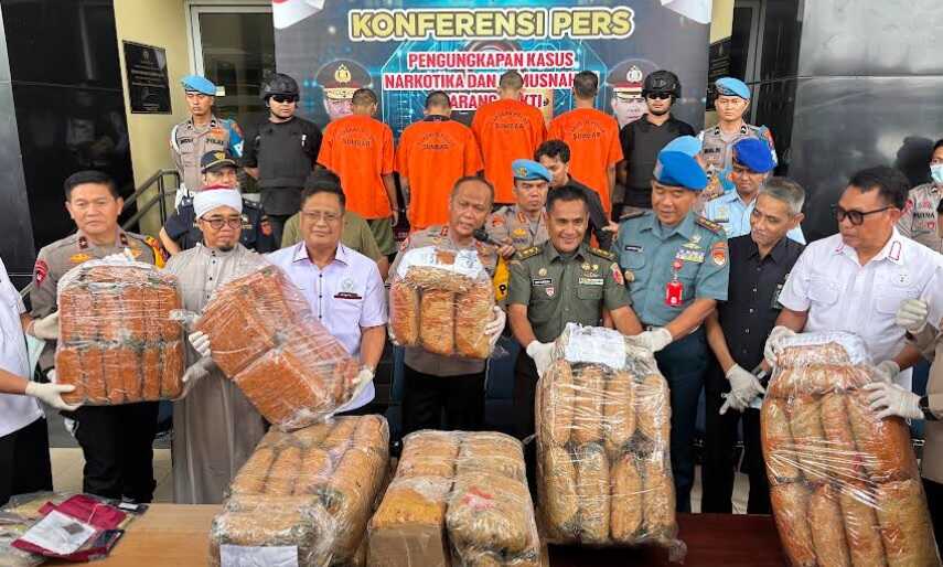 polda-sumbar-ungkap-28-kasus-narkotika,-sita-lebih-dari-172-kg-ganja