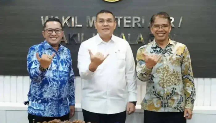 Bupati dan Rektor UIN Batusangkar Kaji Alih Fungsi Lahan