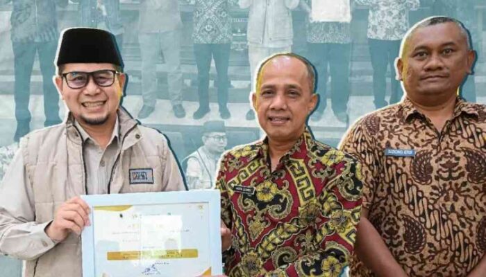 Wawako Bukittinggi Pacu Ketahanan Pangan Lewat Bibit Cabai