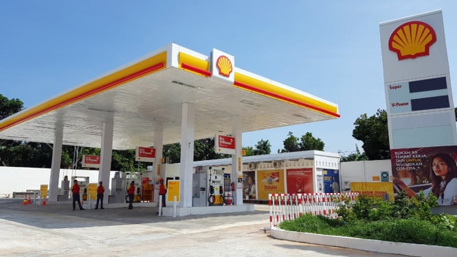 shell-sepakati-pembelian-100-ribu-barel-bbm-dari-pertamina,-stok-spbu-swasta-aman-hingga-akhir-2025