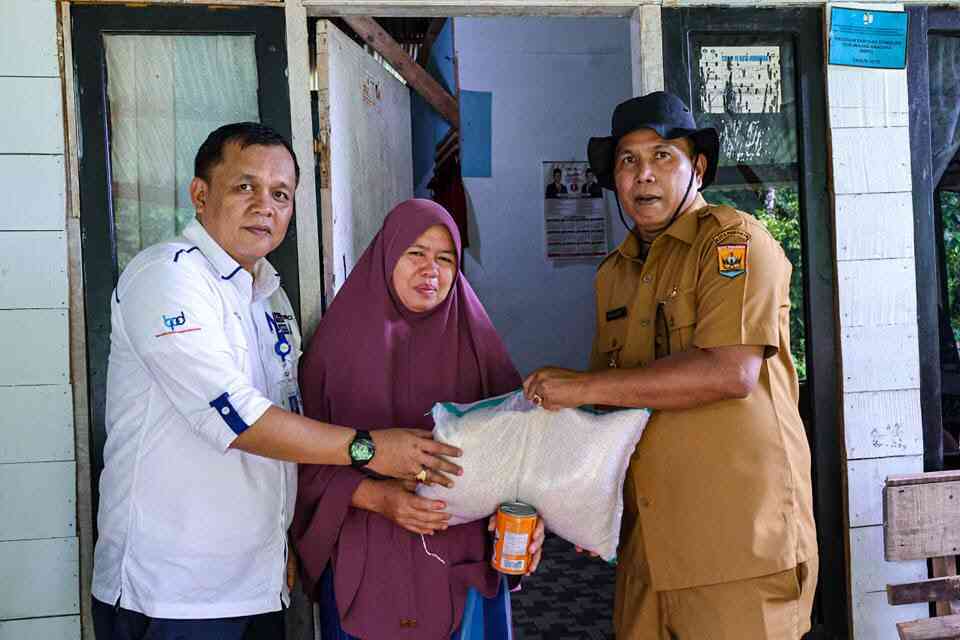 pemko-pariaman-berikan-bantuan-untuk-korban-banjir