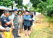 Wawako Padang Gerak Cepat, Salurkan Bantuan Korban Banjir