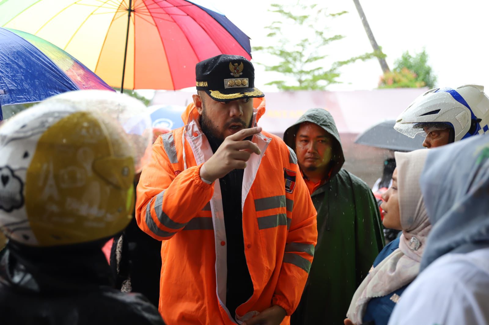 percepat-penanganan-bencana,-wako-fadly-amran-cairkan-bantuan-tanggap-darurat-rp2.82-miliar