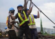 Upah Minimum 2026 Jawa Timur: Buruh Kecewa, Apa Solusinya?