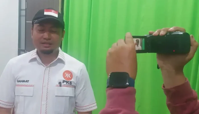 DPR Minta Polisi Selidiki Temuan Kayu di Padang