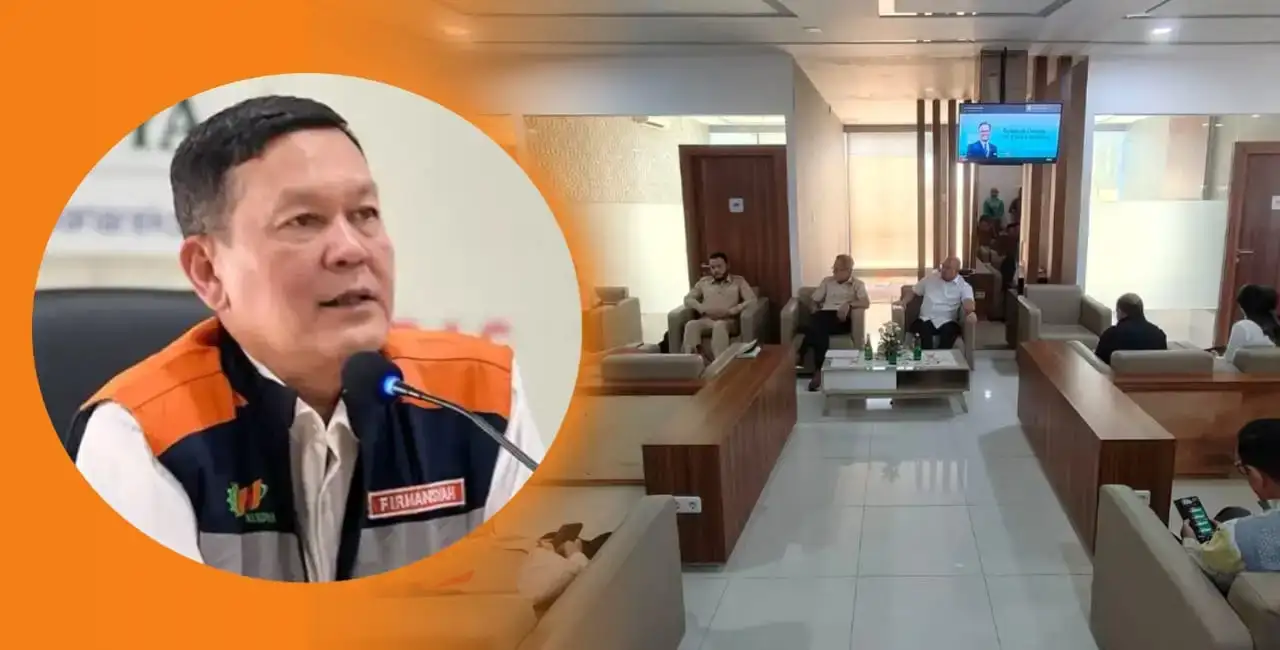 rapat-dengan-dony-oskaria,-firman-pastikan-nindya-karya-total-pulihkan-akibat-banjir-bandang-sumatera