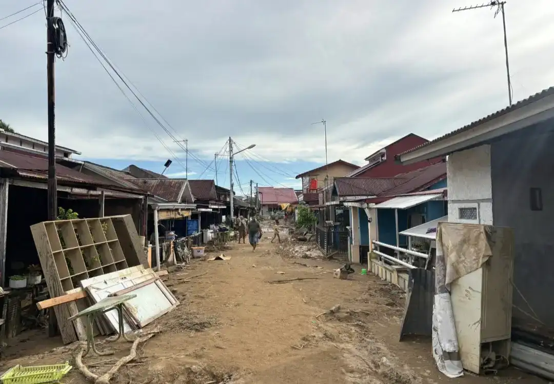 korban-banjir-kota-padang:-4.446-masih-mengungsi,-12-meninggal-dunia