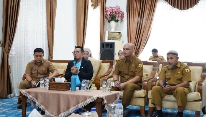 Bupati Eka Putra Memotret Kondisi Tanah Datar di RRI