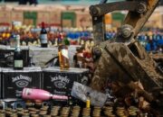 Bea Cukai Hancurkan Jutaan Rokok, Ribuan Miras Ilegal