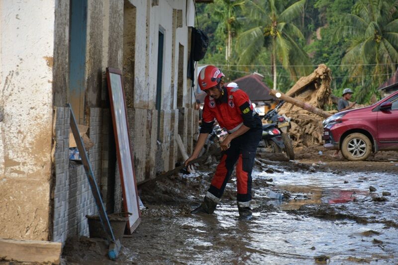 respons-cepat-semen-padang-peduli-di-agam:-dari-posko,-tenaga-relawan,-hingga-dukungan-logistic