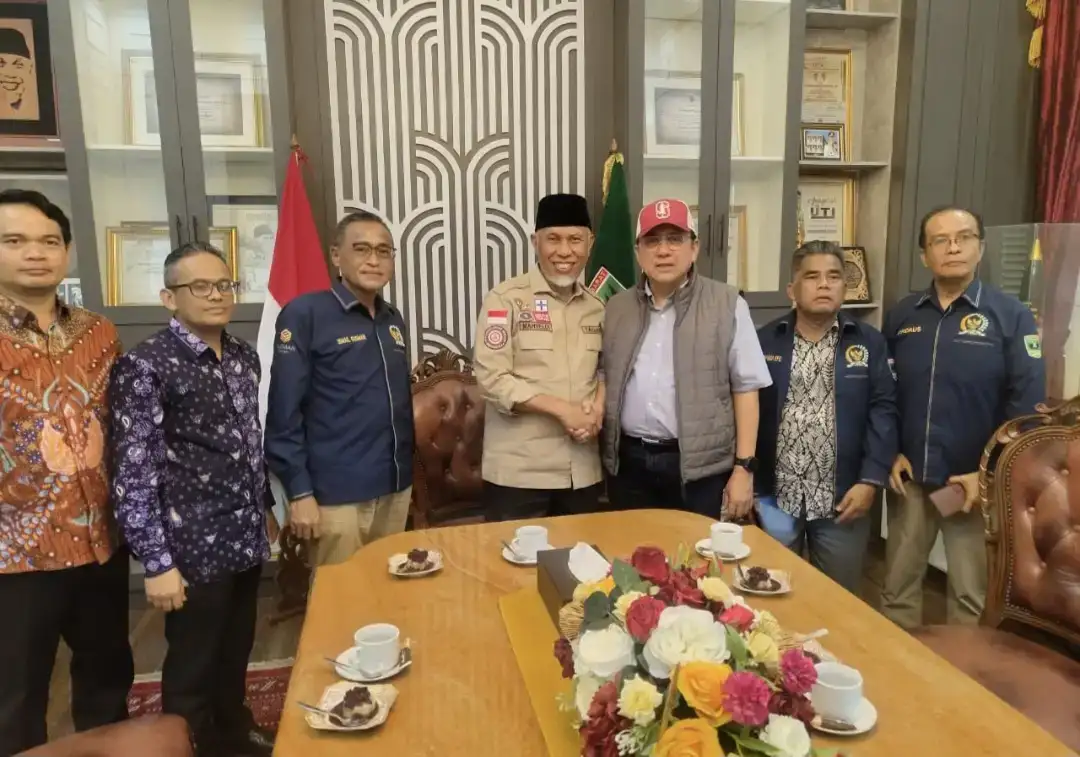 banjir-dan-longsor-sumbar:-mahyeldi-irman-sepakat-desak-status-bencana-nasional