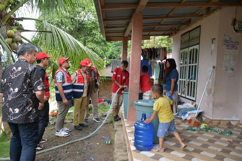 pemerintah-sumbar-apresiasi-kepedulian-pt-semen-padang-dalam-penanganan-banjir-bandang-agam