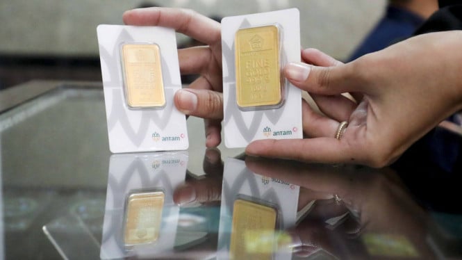 harga-emas-hari-ini-10-desember-2025:-produk-antam-meroket,-global-bervariasi