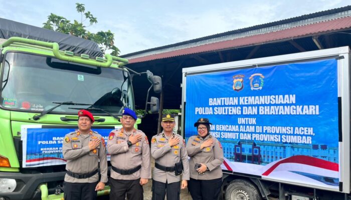 Polda Sulteng Kirimkan Bantuan, Sentuh Korban Bencana Sumbar