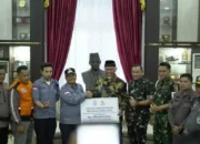 Jambi Salurkan Bantuan Rp200 Juta, Sumbar Terima Uluran