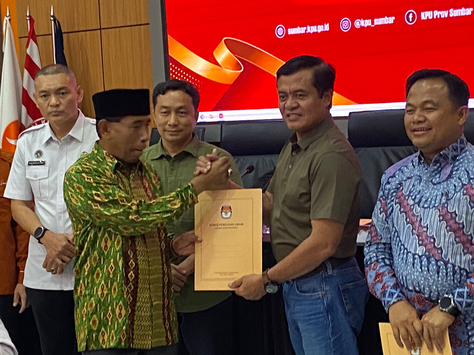 pemutakhiran-data-semester-dua-2025,-kpu-sumbar-tetapkan-167.687-pemilih-baru