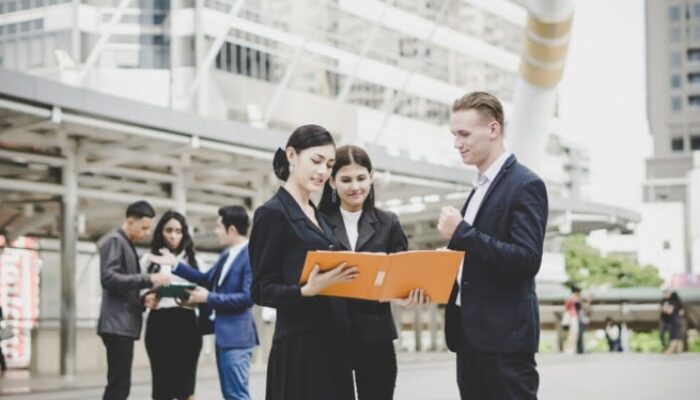 Sektor Ini Dorong Kenaikan Gaji Karyawan di 2026