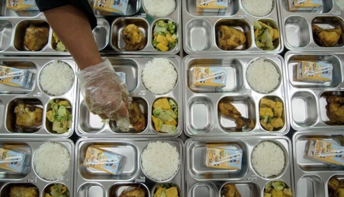 Membidik Efektivitas Program Makan Bergizi Gratis di Sekolah