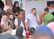 Wagub Dampingi Raffi Ahmad Sapa Korban Bencana