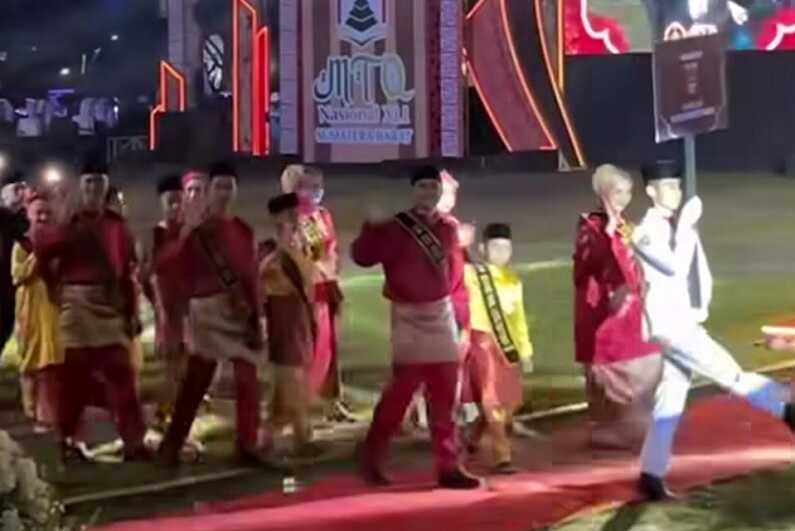 dalam-mtq-ke-41-sumbar,-kafilah-bukittinggi-turun-dengan-69-orang