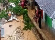 Hujan Deras Guyur Padang, Warga Waspadai Banjir dan Longsor