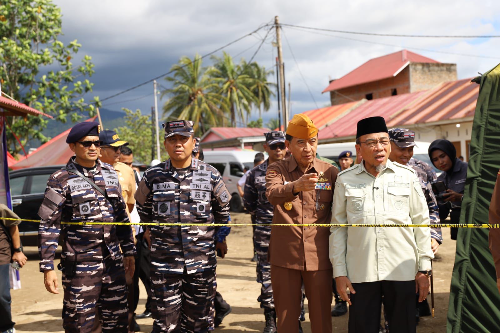 tinjau-lokasi-terdampak-banjir,-pangkoarmada-i-siapkan-tindaklanjuti-kebutuhan-warga