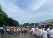 Ratusan Truk BUMN Mengantar Bantuan Bencana Ke Aceh