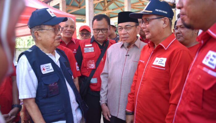 JK Dorong Pemulihan Bencana Padang, PMI Siap Mendukung