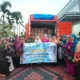 gubernur-mahyeldi-lepas-bantuan-2,5-ton-rendang-untuk-korban-bencana-di-aceh,-sumut-dan-sumbar