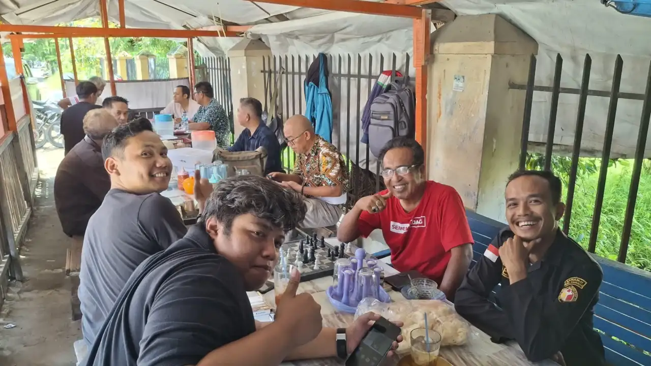 usai-raih-penghargaan-nasional-kehumasan,-bawaslu-sumbar-apresiasi-wartawan