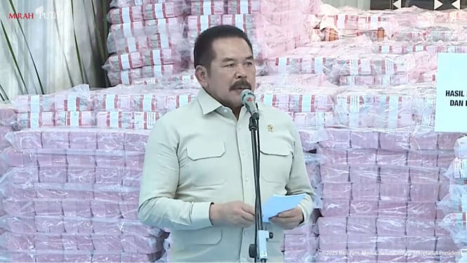 bukan-lagi-milik-swasta,-danantara-jadi-pengelola-baru-240-ribu-hektare-lahan-sawit-hasil-‘bersih-bersih’-kejagung