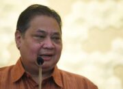 Diskon Menggila, Masyarakat Serbu Mal Saat Libur Nataru