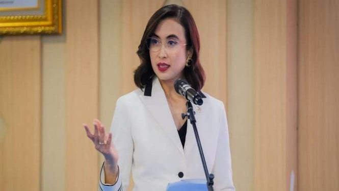 menpar-soal-bali-sepi-wisatawan-saat-nataru:-tetap-ramai,-hanya-turun-2-persen