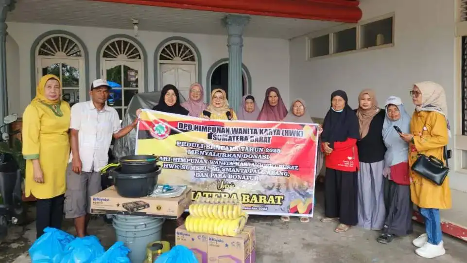 Himpunan Wanita Karya (HWK) Provinsi Sumatera Barat kembali menunjukkan komitmen kemanusiaannya dalam membantu korban bencana alam di Sumatera Barat