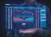 Rekomendasi Saham: Raih Cuan Akhir Tahun di Musim Natal