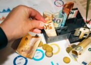 Zodiak Mengelola Keuangan: Peluang dan Tantangan Tahun Kuda Api