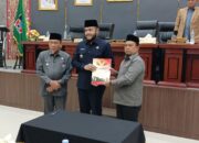 DPRD Padang Serahkan Evaluasi, Fokus Kebijakan Strategis Baru