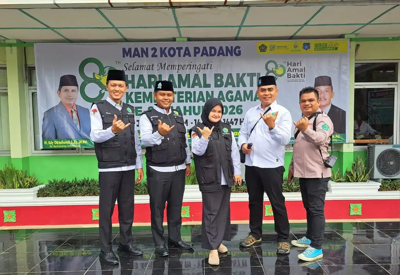 tim-humas-kemenag-padang-all-out-liput-upacara-hab-ke-80-di-kampus-man-2